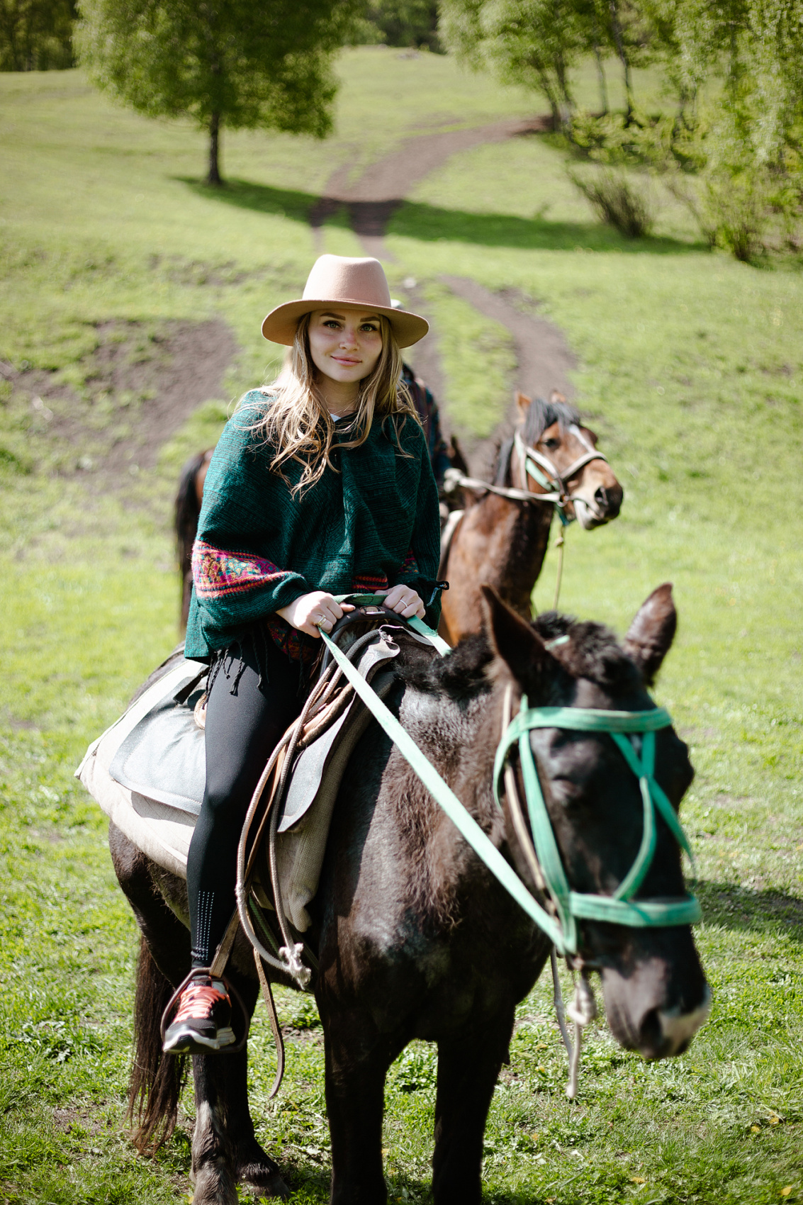 Цветение Маральника В Чемале - 2026. Чемал, Катунь, конные прогулки, пещеры. (56/81)