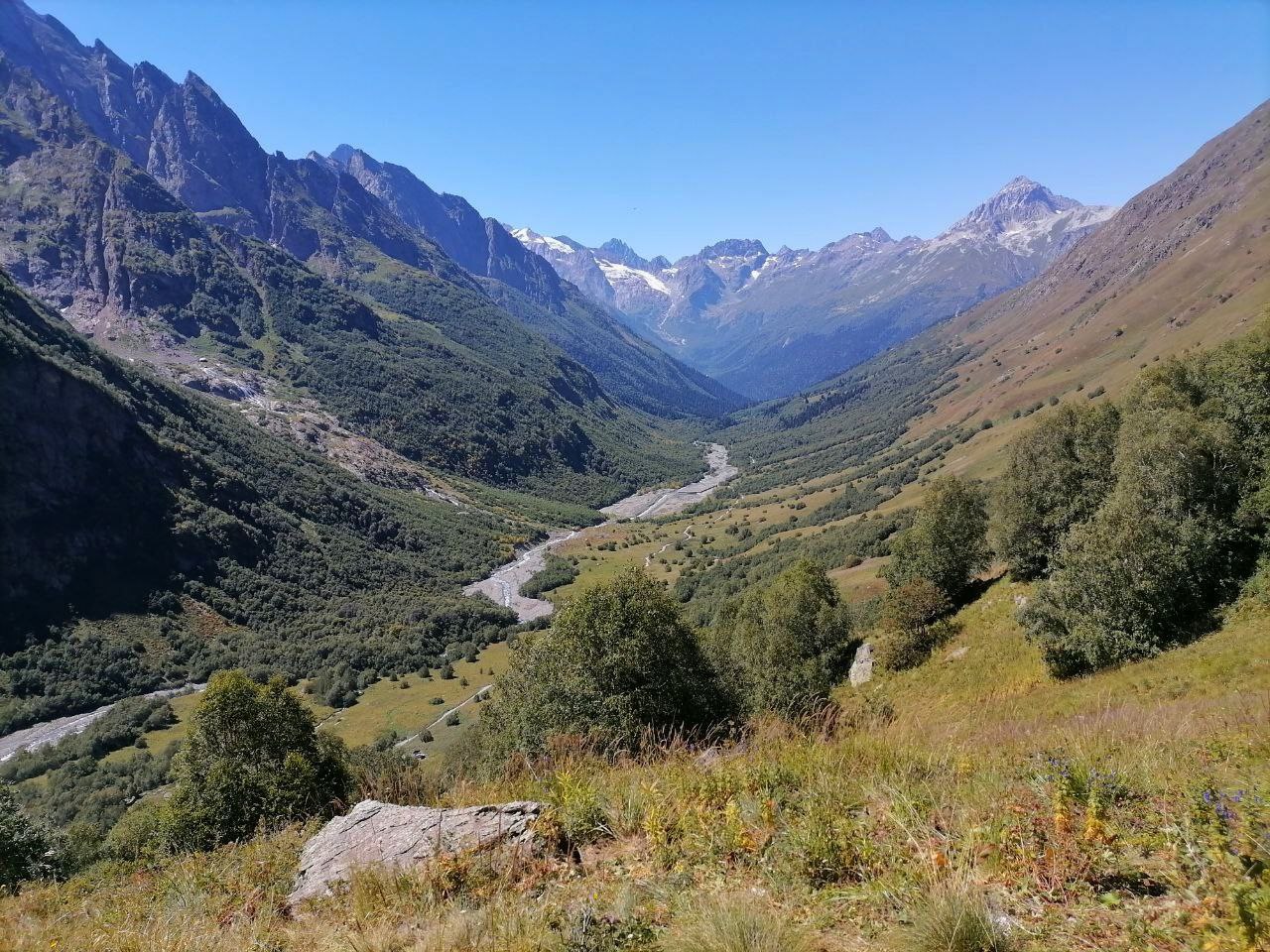 Красоты Домбая. Лучшие трекинги налегке (24/67)