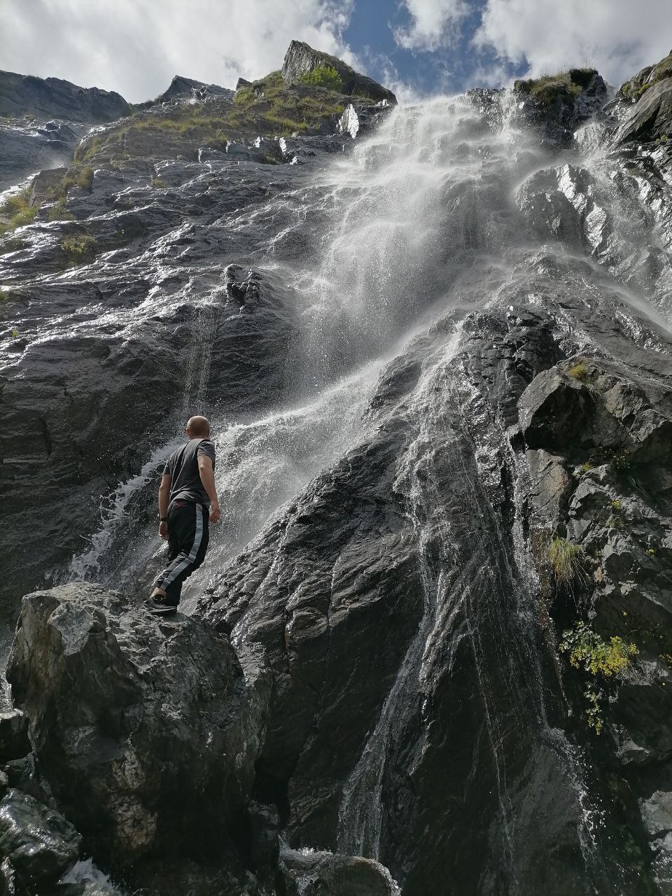 Красоты Домбая. Лучшие трекинги налегке (16/67)