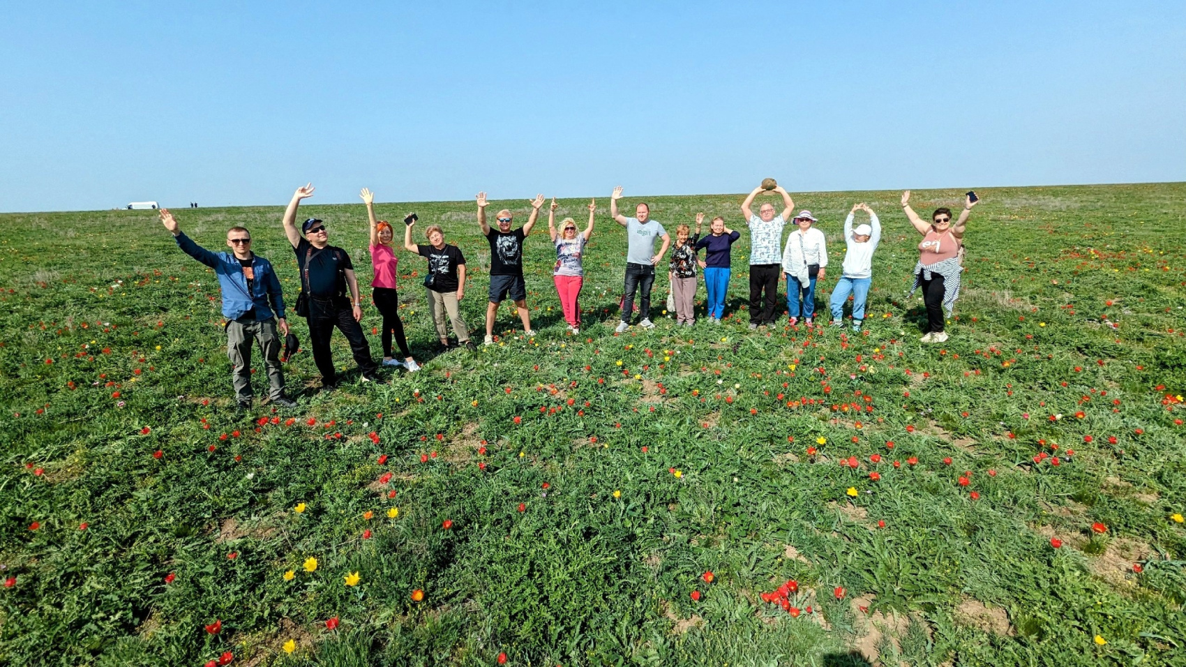 Калмыкия в пору цветения тюльпанов +  Волгоград (48/77)