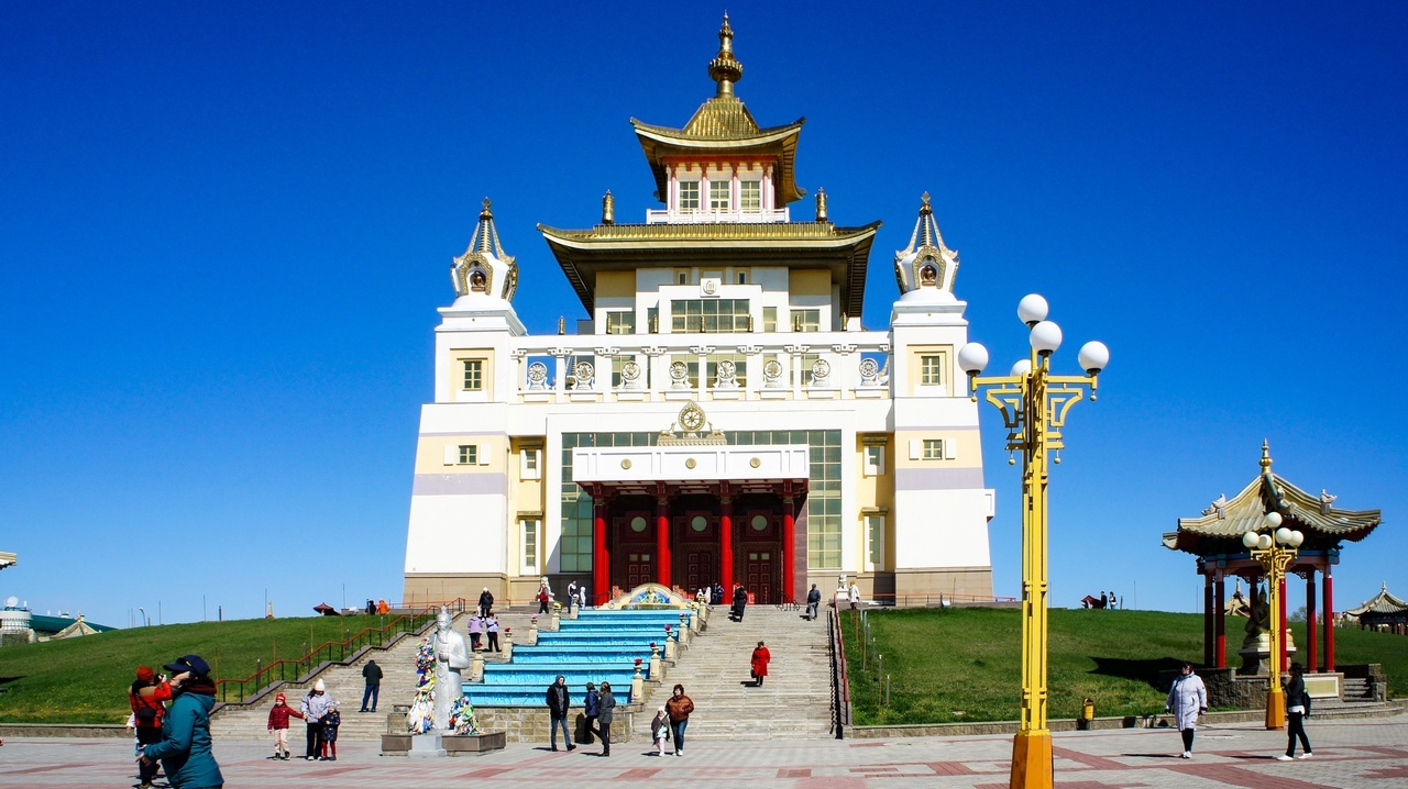 Калмыкия в пору цветения тюльпанов +  Волгоград (6/77)