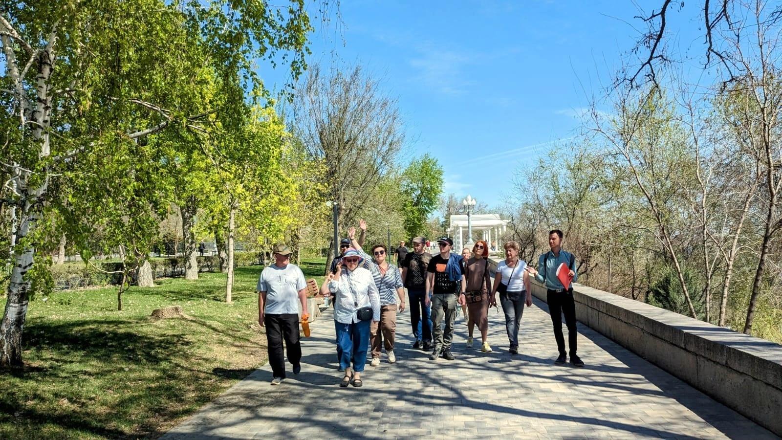 Калмыкия в пору цветения тюльпанов +  Волгоград (52/77)