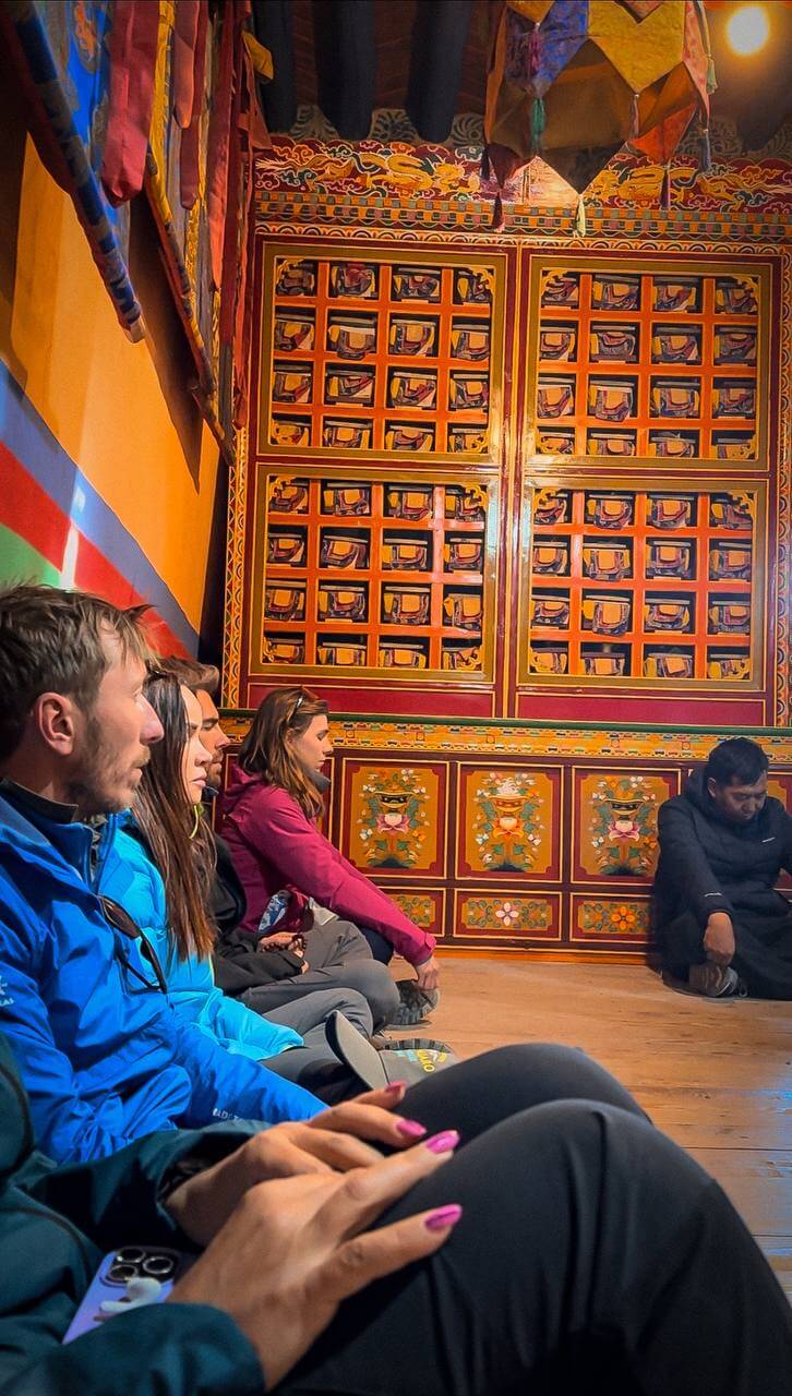 Тибет. Лхаса-Кайлаш. Тур с корой вокруг Кайлаша. Гид буддолог. Отели 4-5. (13/135)