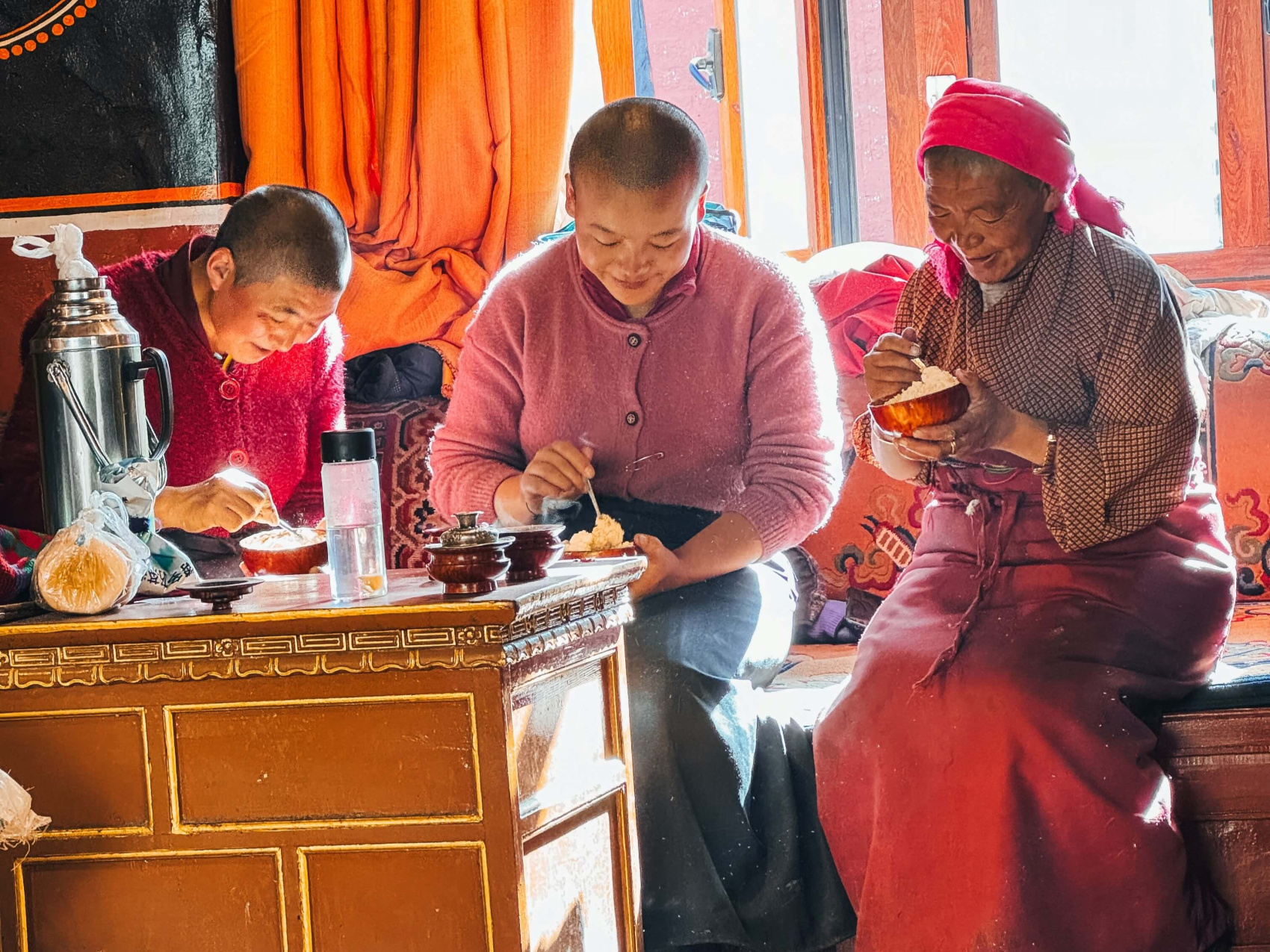 Тибет. Лхаса-Кайлаш. Тур с корой вокруг Кайлаша. Гид буддолог. Отели 4-5. (37/135)