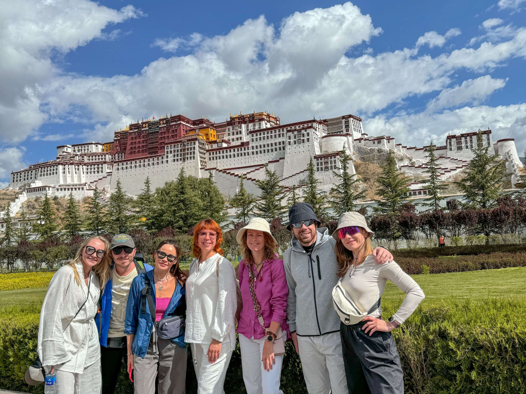 Тибет. Лхаса-Кайлаш. Тур с корой вокруг Кайлаша. Гид буддолог. Отели 4-5. (5/135)