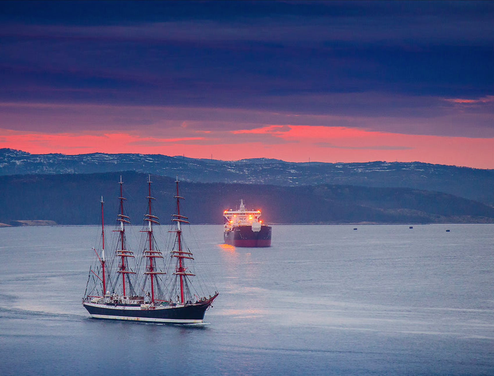 Сияние, океан и горы (14/24)