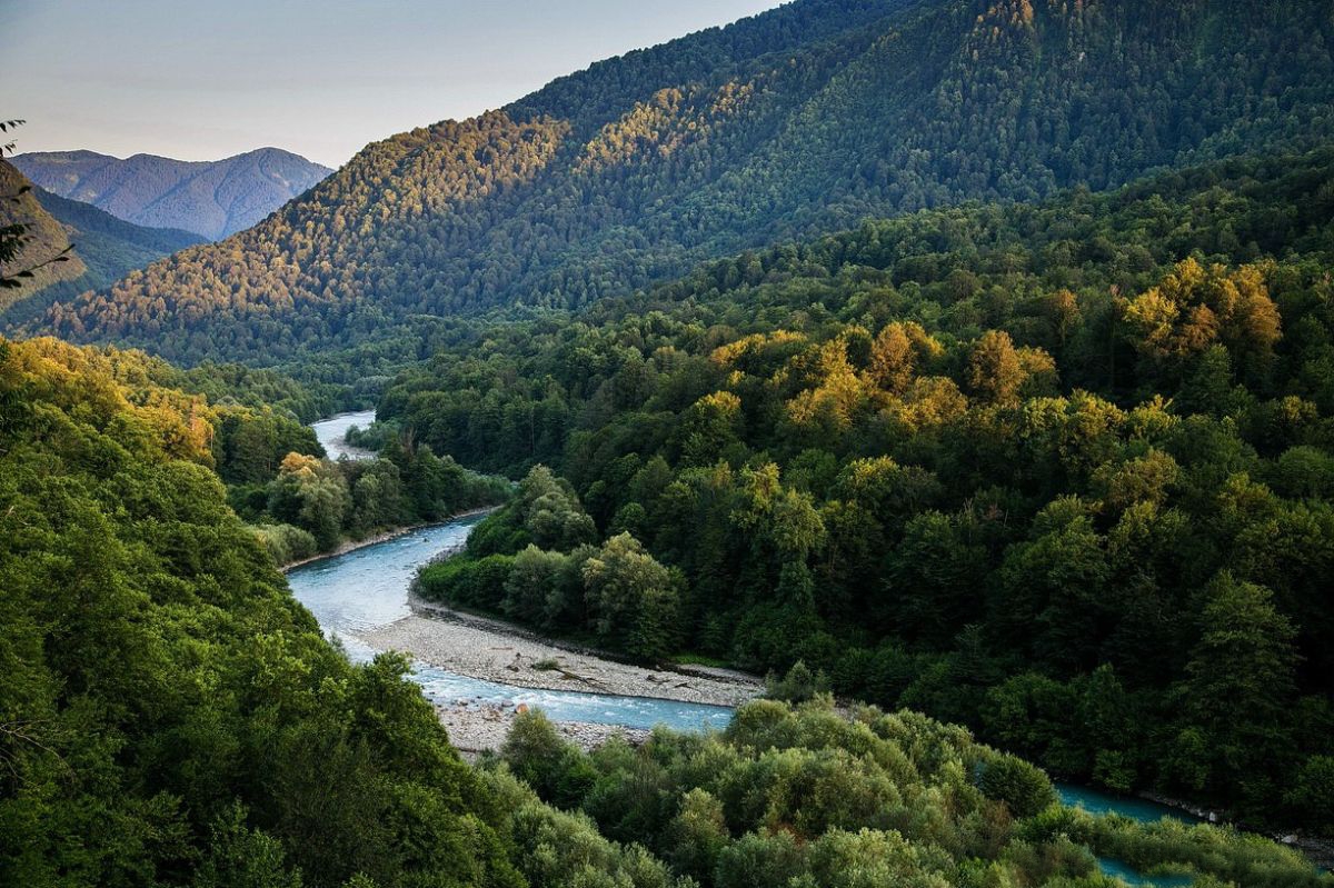 Поход Затерянный мир в Псху с вылетом на самолете Ан-2 (10/46)