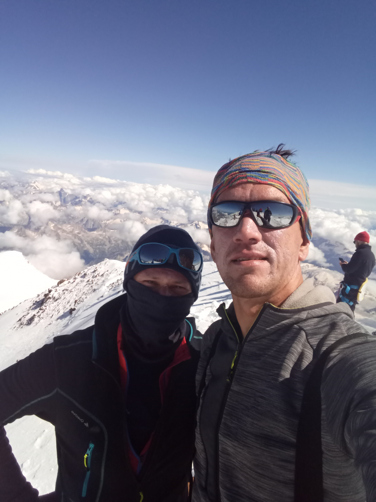 Эльбрус с акклиматизацией в Адыр Су (6/18)