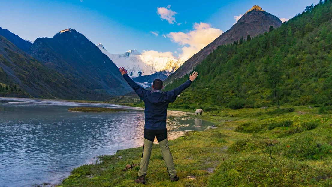 Треккинг к подножию Белухи налегке, с конным сопровождением (36/69)