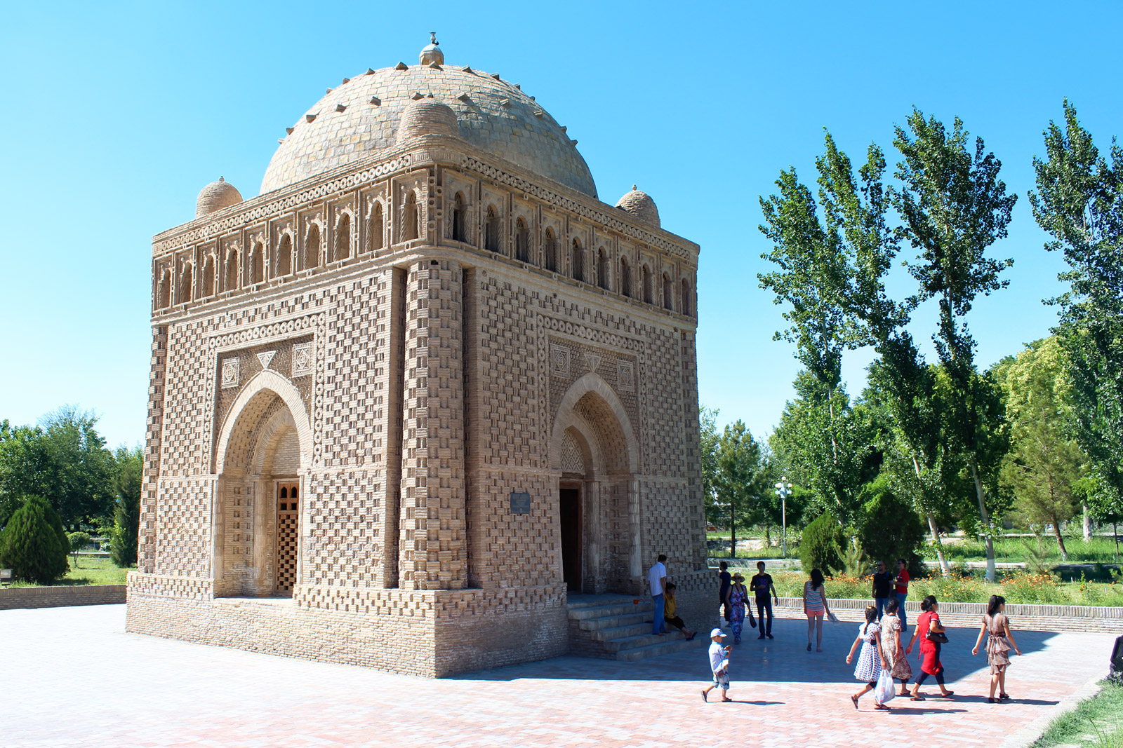 Золотое кольцо Узбекистана: Ташкент,Чимганские горы,гелиокомплекс, Хива, Бухара и пр. (6/76)