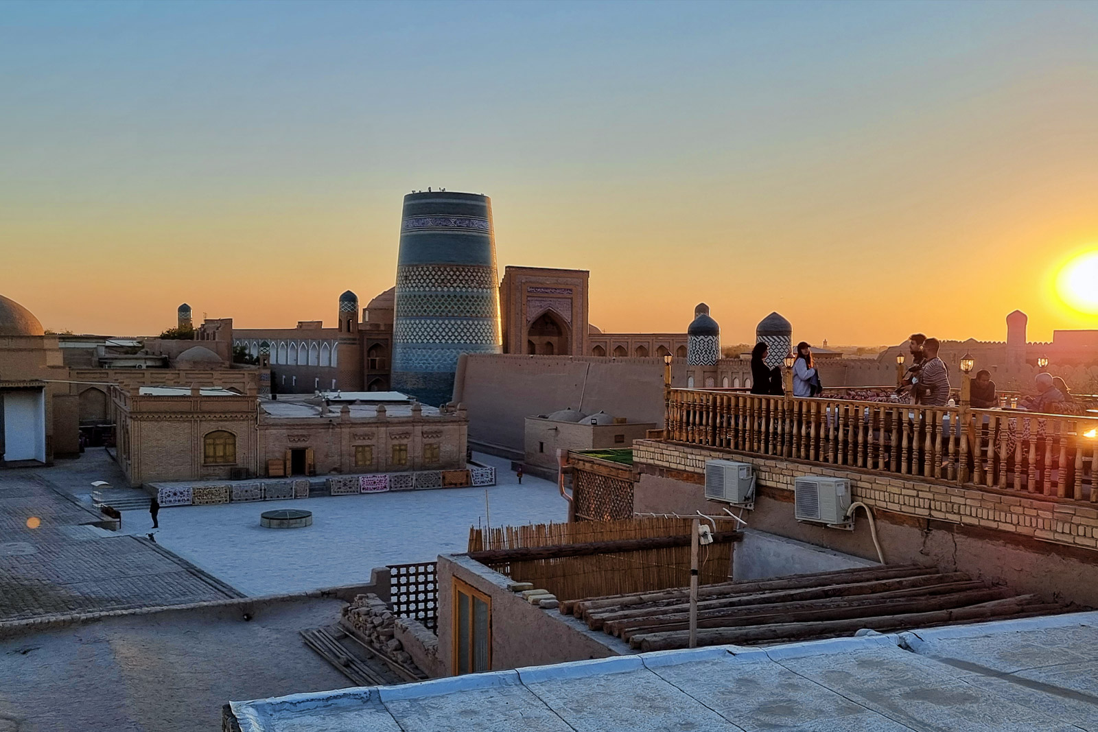 Золотое кольцо Узбекистана: Ташкент,Чимганские горы,гелиокомплекс, Хива, Бухара и пр. (39/76)