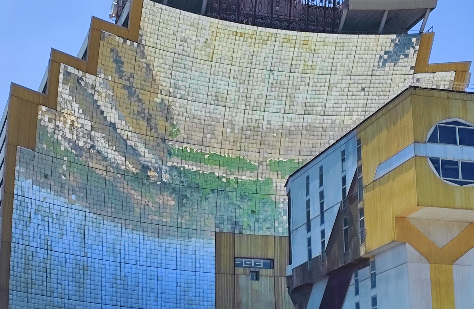 Золотое кольцо Узбекистана: Ташкент,Чимганские горы,гелиокомплекс, Хива, Бухара и пр. (12/76)