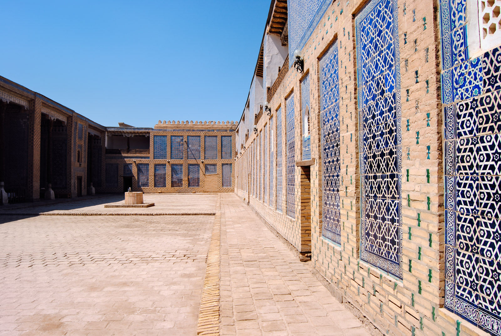 Золотое кольцо Узбекистана: Ташкент,Чимганские горы,гелиокомплекс, Хива, Бухара и пр. (38/76)