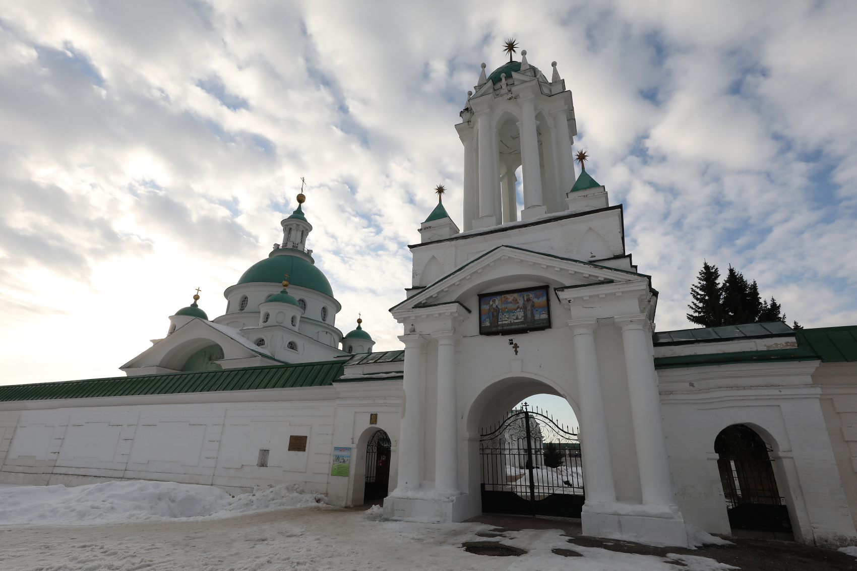 Ярославль - Ростов Великий и красивая деревня Вятское (11/25)