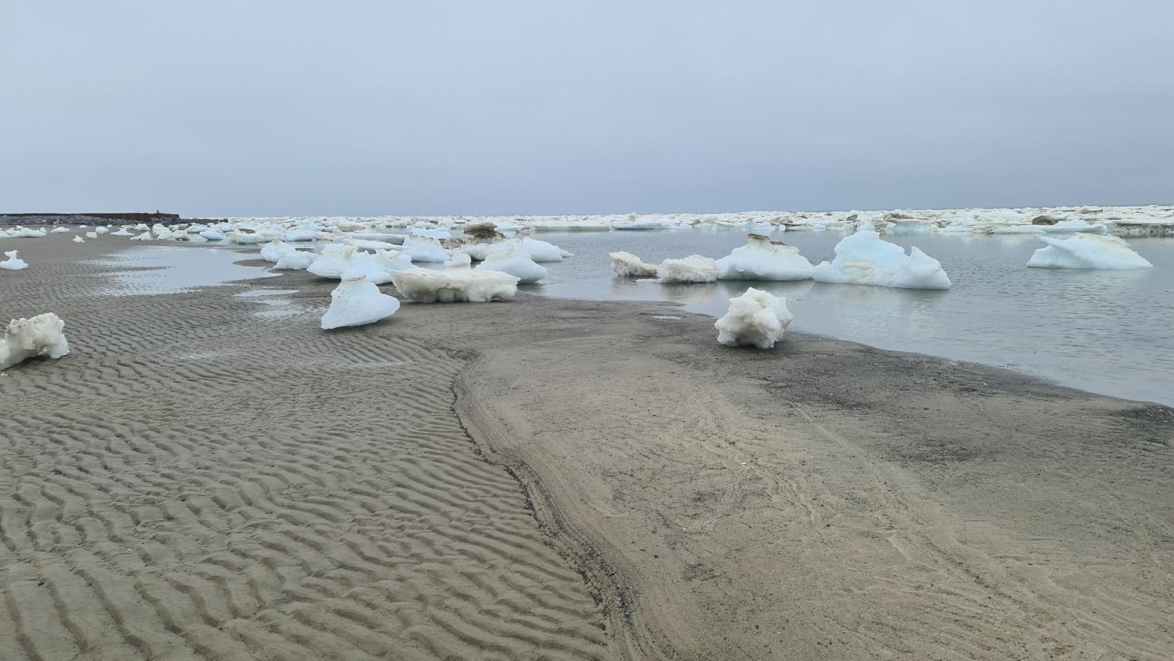 Карское море, Манясей, Константинов Камень и Святое Озеро. Воркута (2/24)