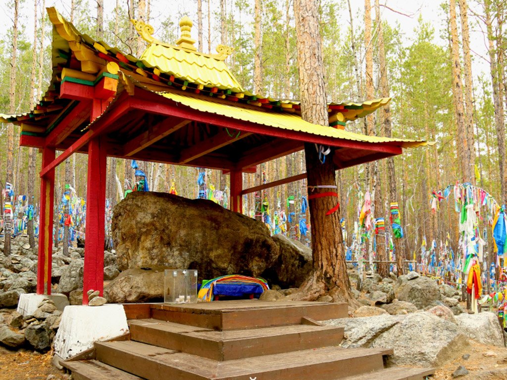 ТРИ БЕРЕГА БАЙКАЛА (4/39)