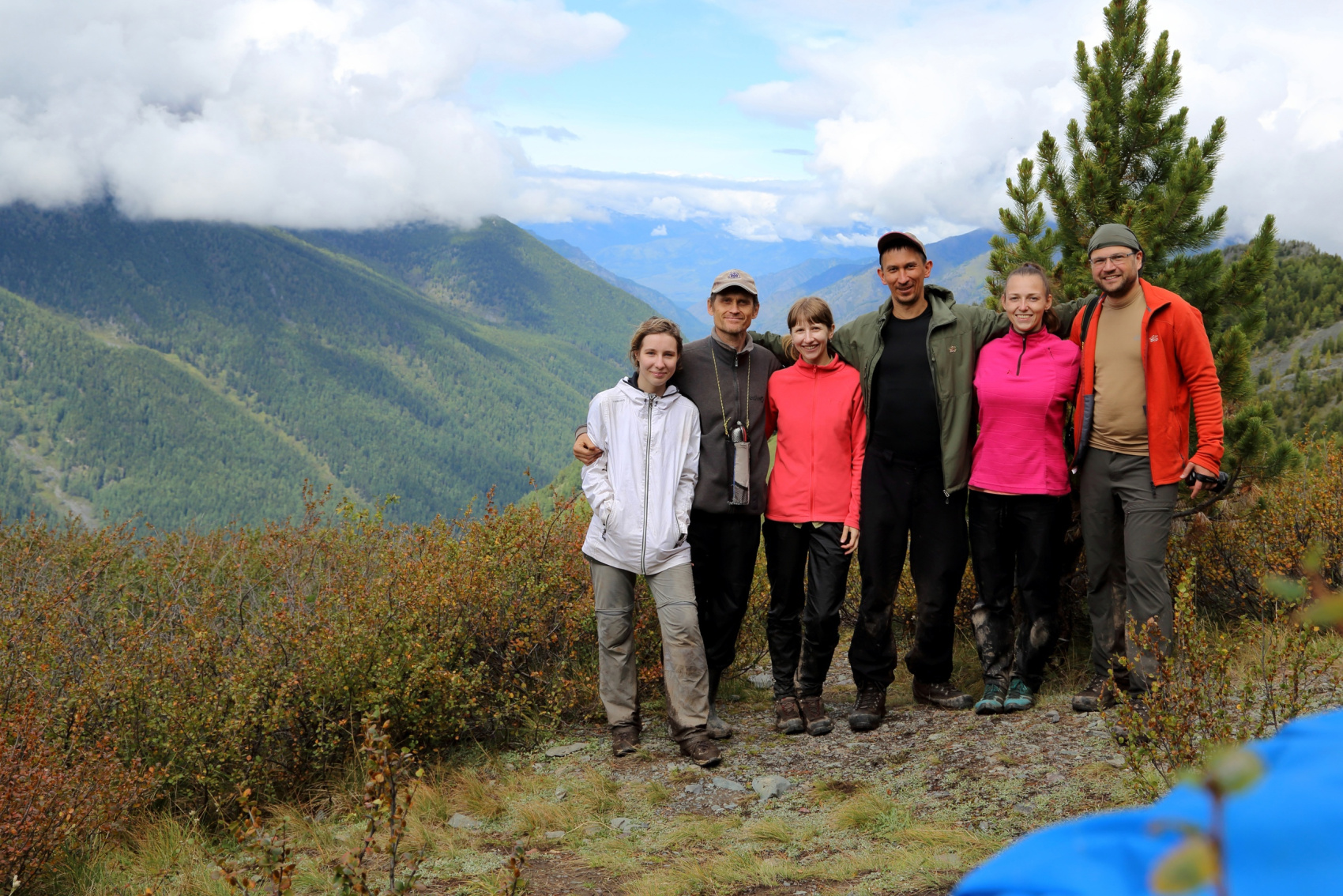 К подножью Белухи и Кучерлинскому озеру (4/43)