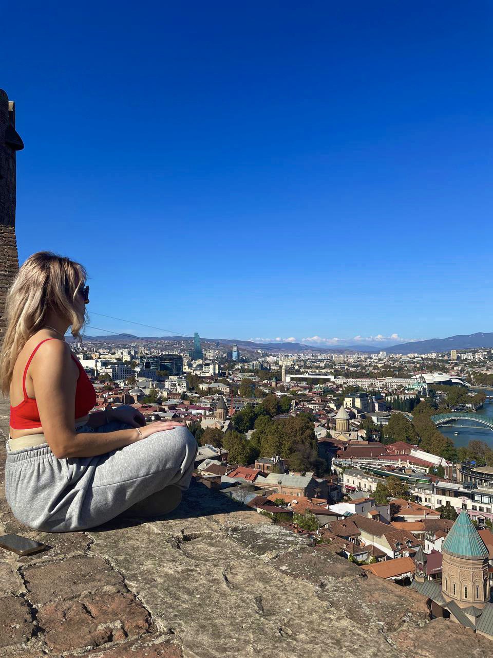 Тур на выходные в Грузию в мини-группе : Тбилиси, Кахетия, Мцхета, Казбеги (12/25)