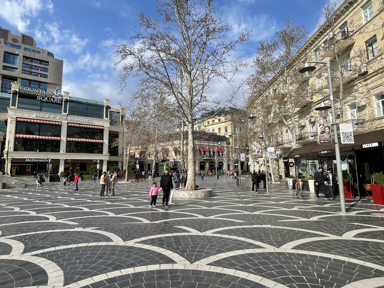 Азербайджан. 4 дня притяжения: история, современность, море и кухня. (94/157)