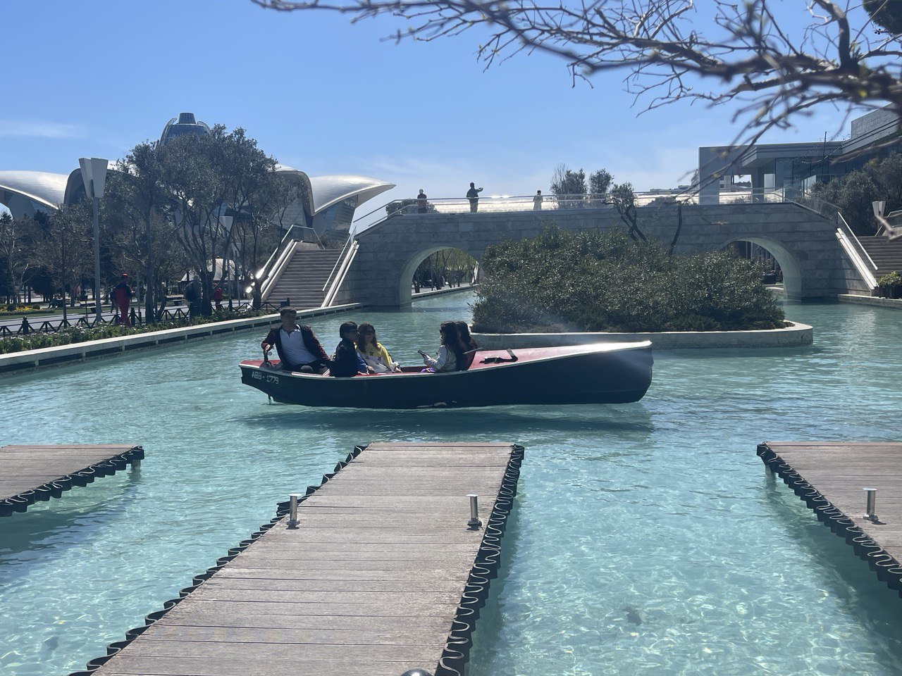 Азербайджан. 4 дня притяжения: история, современность, море и кухня. (68/157)