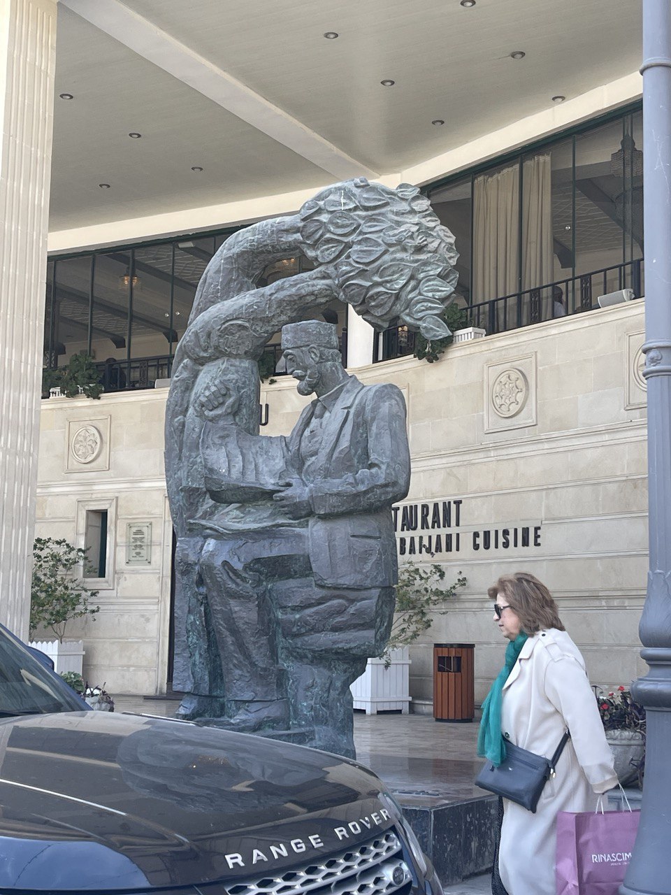 Азербайджан. 4 дня притяжения: история, современность, море и кухня. (32/157)