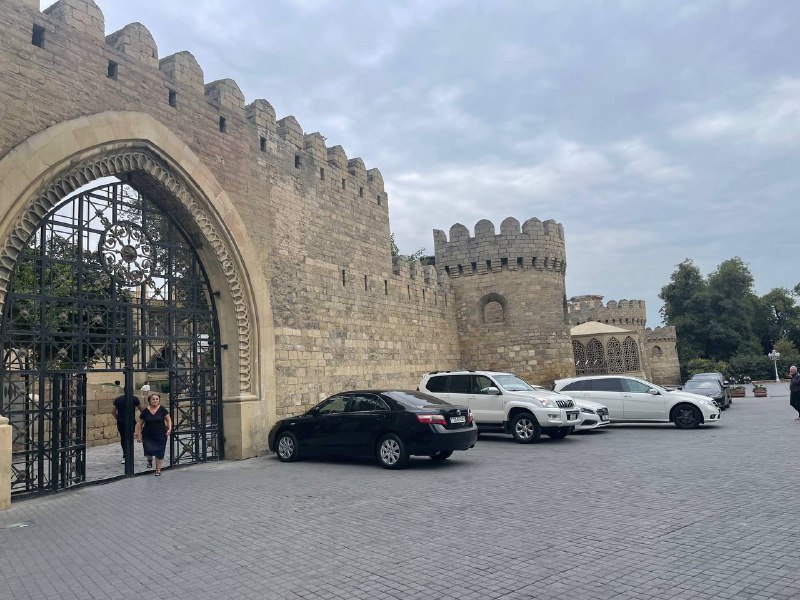 Азербайджан. 4 дня притяжения: история, современность, море и кухня. (101/157)