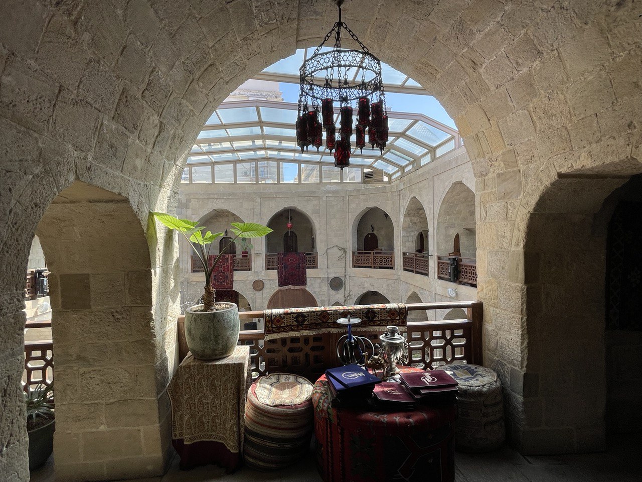 Азербайджан. 4 дня притяжения: история, современность, море и кухня. (49/157)