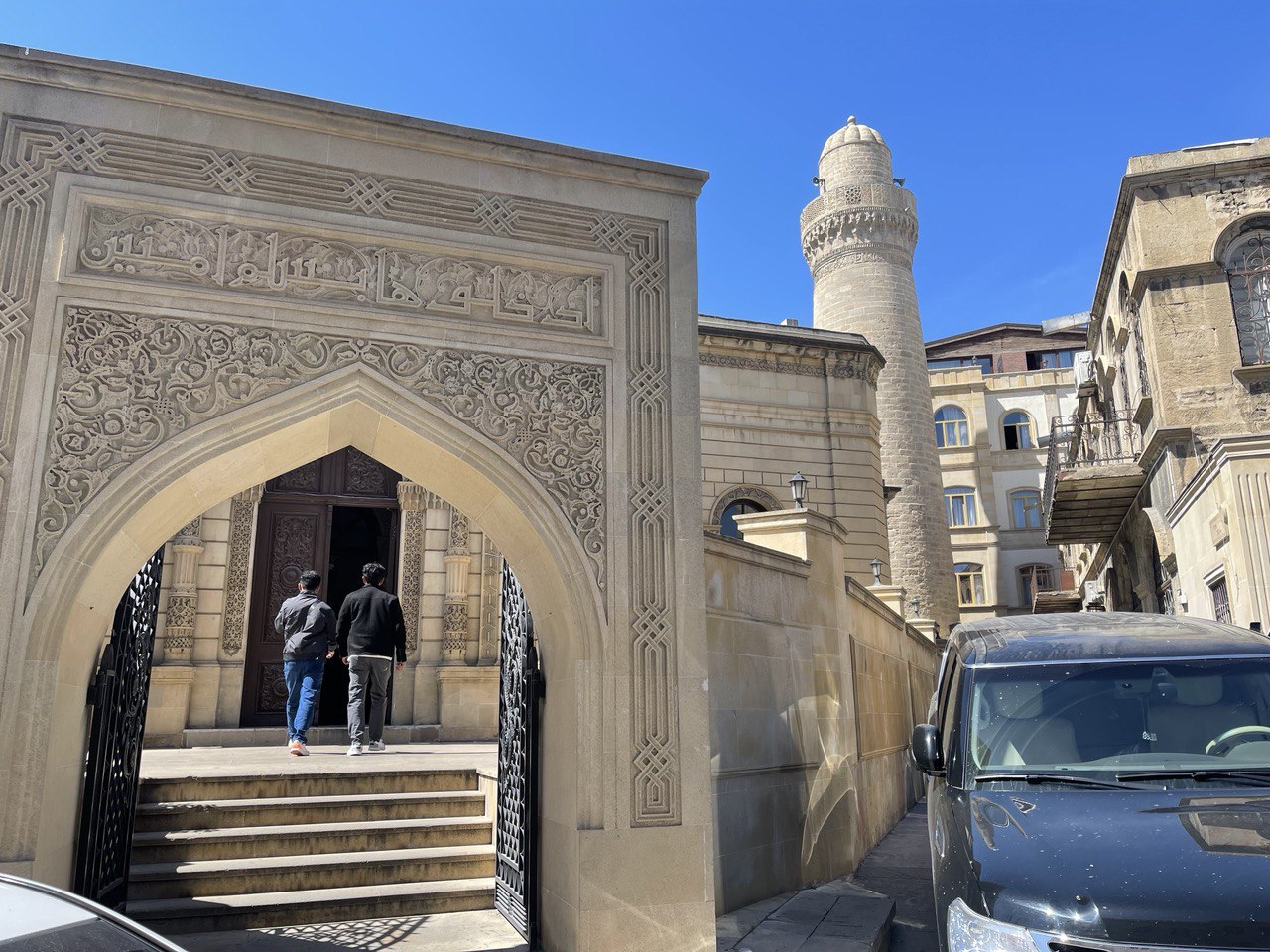 Азербайджан. 4 дня притяжения: история, современность, море и кухня. (55/157)