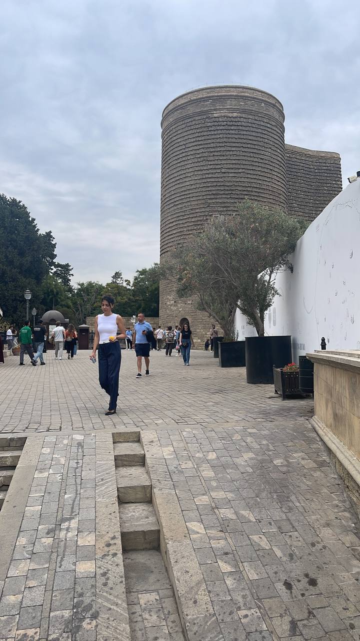 Азербайджан. 4 дня притяжения: история, современность, море и кухня. (118/157)