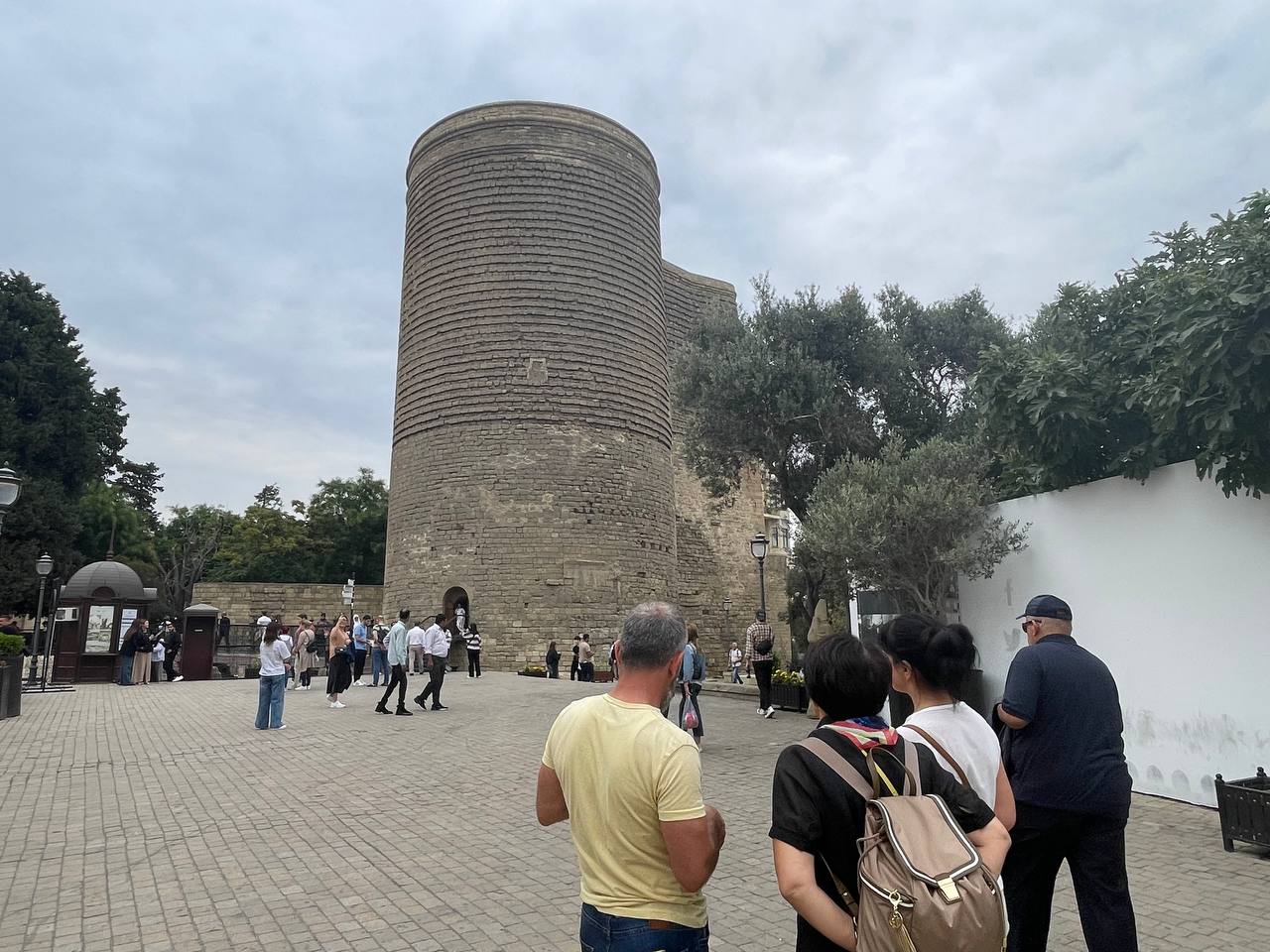 Азербайджан. 4 дня притяжения: история, современность, море и кухня. (115/157)