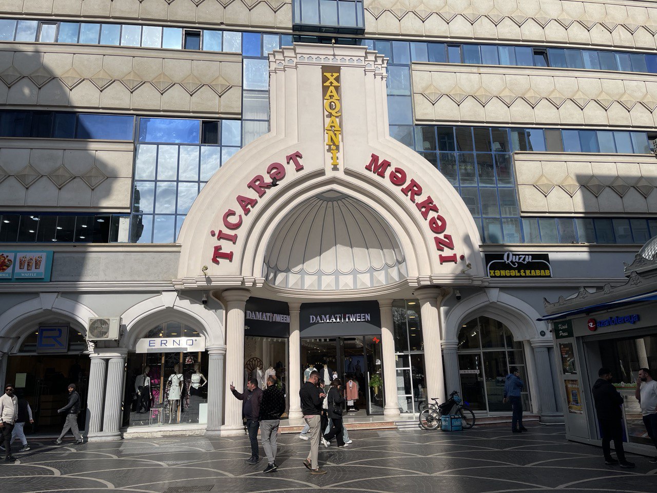 Азербайджан. 4 дня притяжения: история, современность, море и кухня. (88/157)