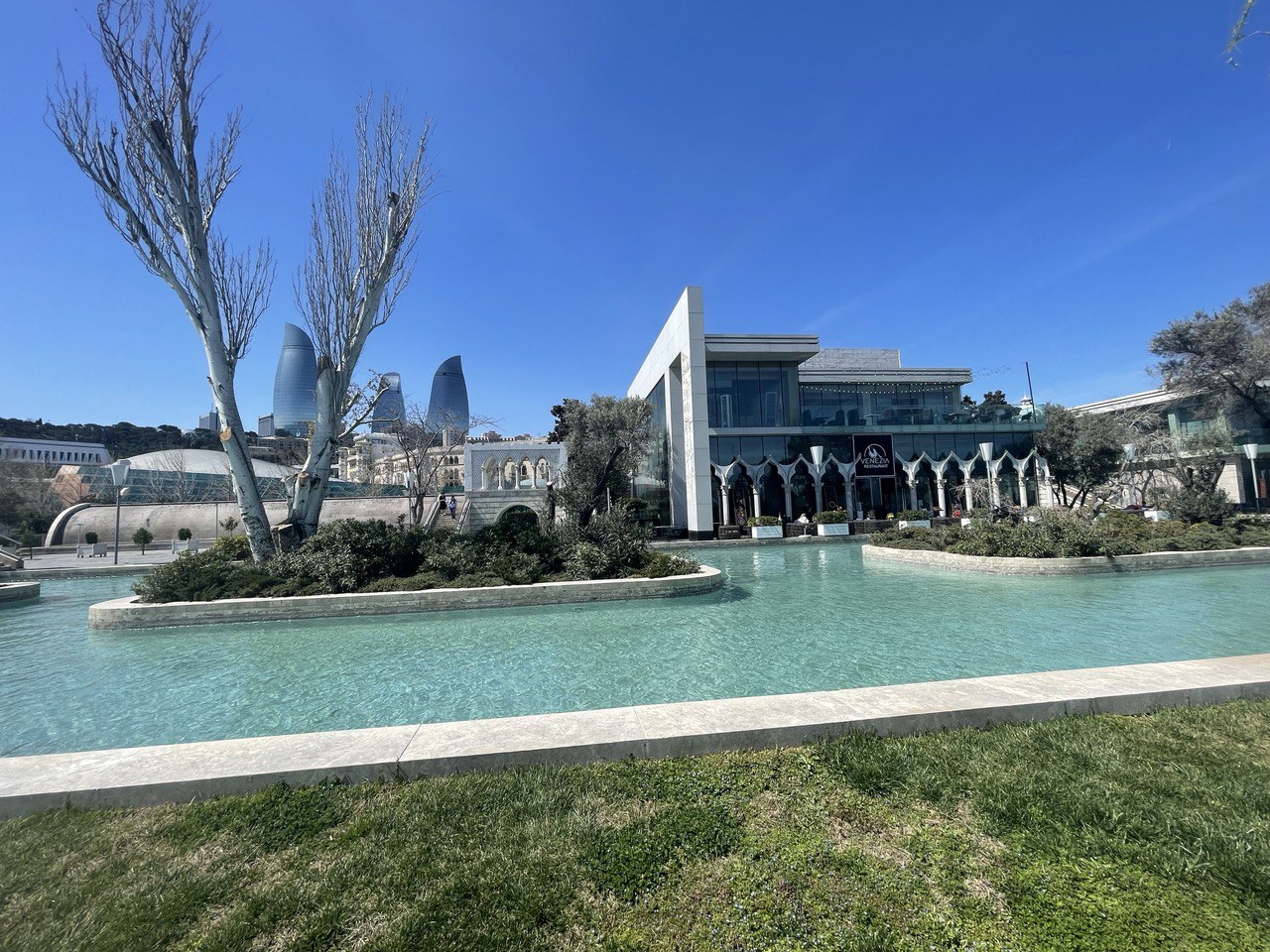 Азербайджан. 4 дня притяжения: история, современность, море и кухня. (73/157)