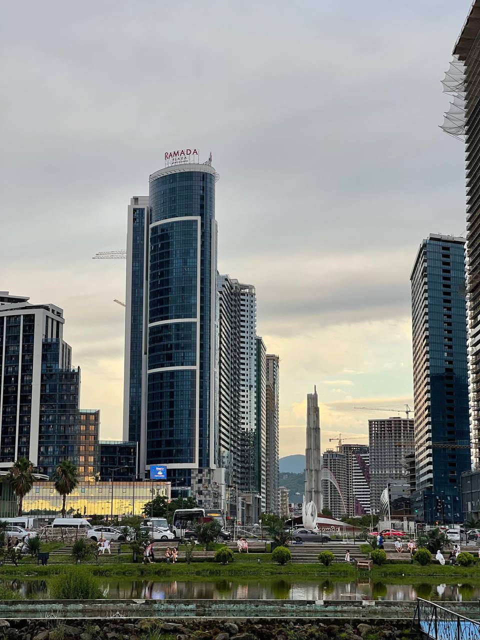 В Объятьях Солнечного Батуми (5/56)