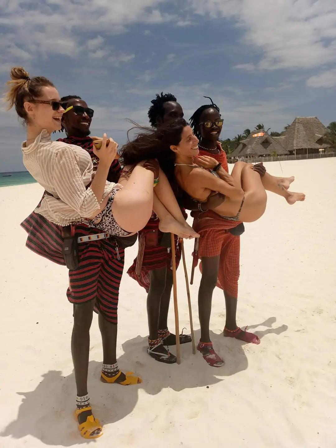 Жемчужина Африки: ваше Сафари в Серенгети, Большая пятёрка и океан Занзибара (20/47)