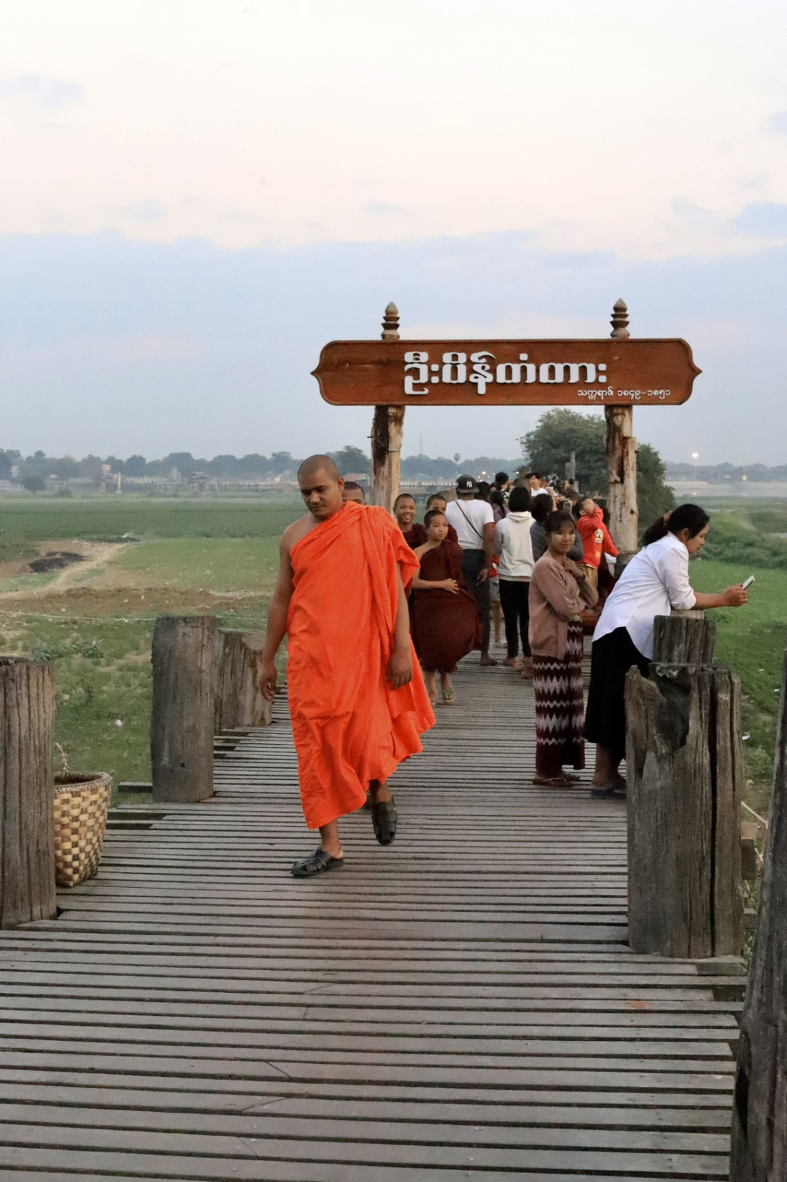 Страна миллиона пагод. Фотодевичник в Мьянме (4/49)