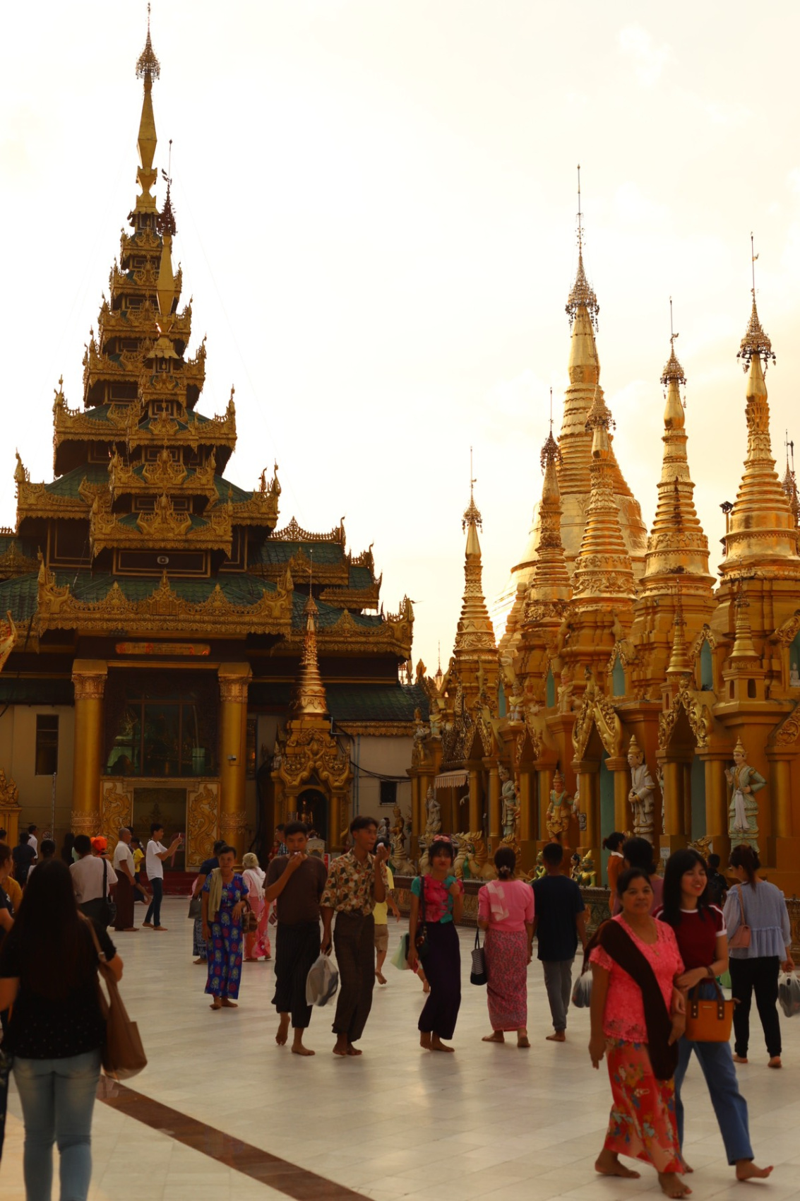 Страна миллиона пагод. Фотодевичник в Мьянме (8/49)