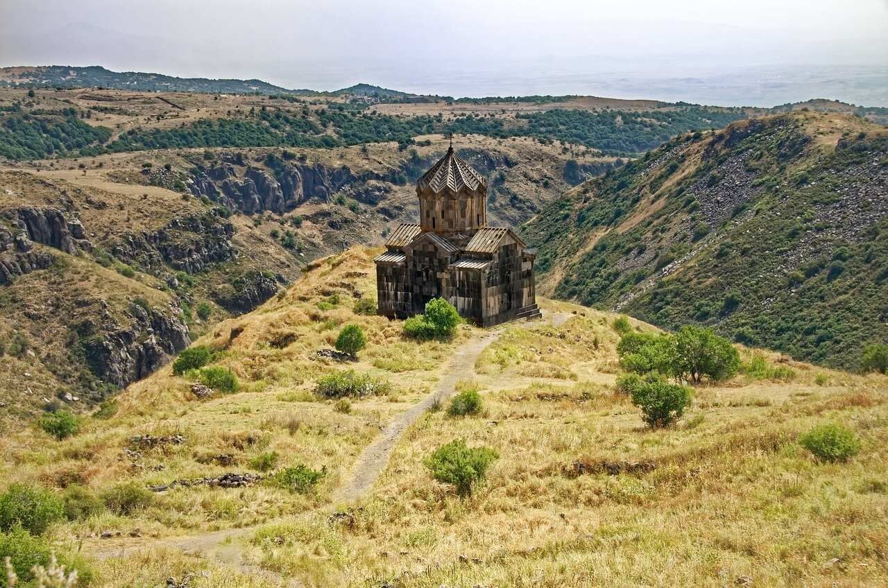 Новый год 2027 в Армении: каникулы у подножия Арарата (6/17)