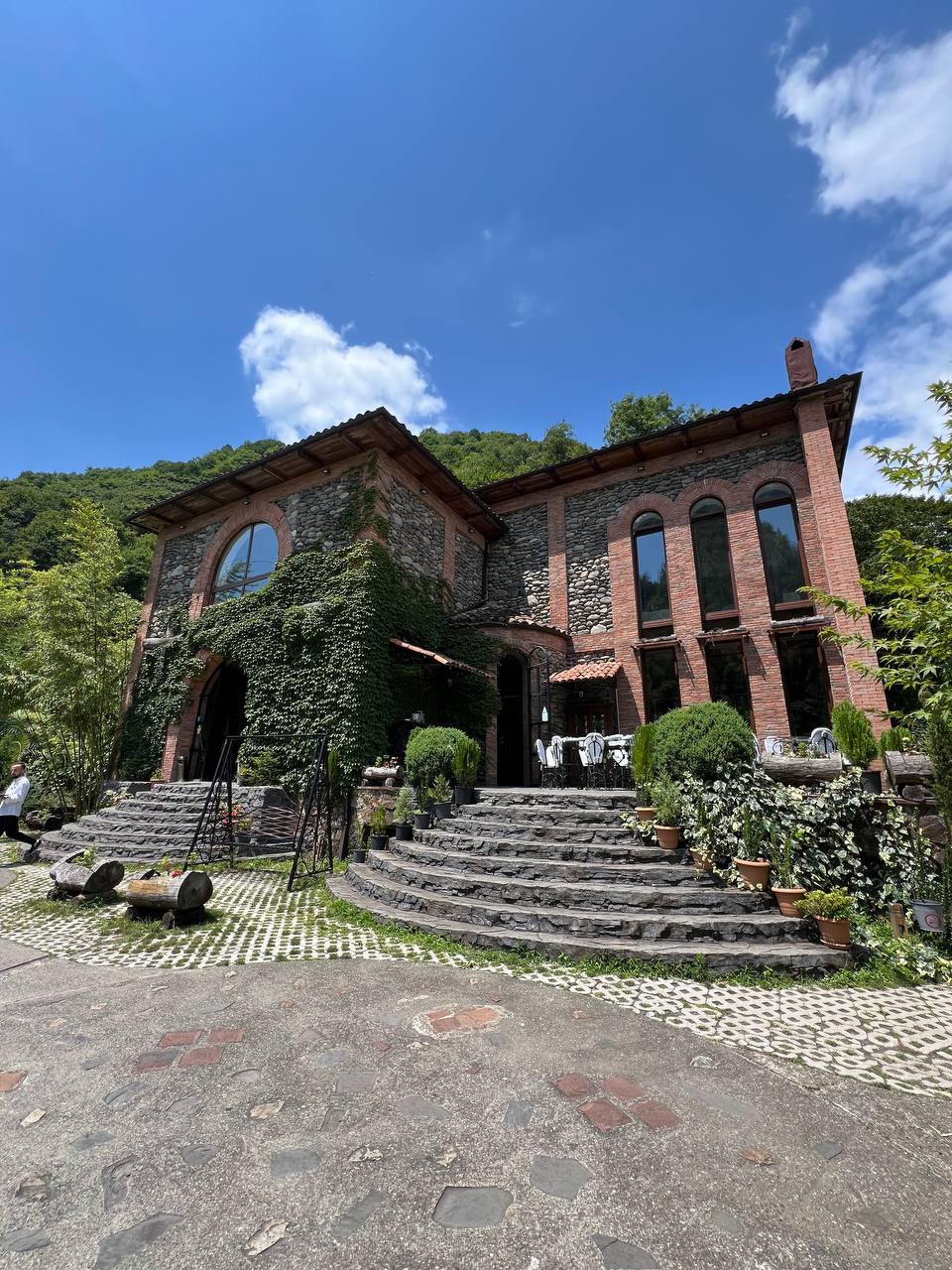 Грузия - веселый молодежный и комфортный тур (винодельни, мастер-класс, горы и море) (95/151)