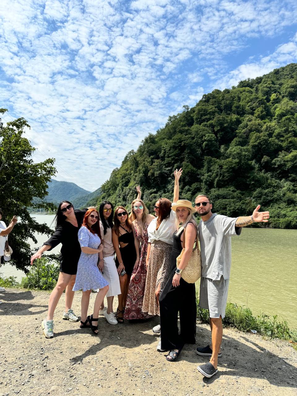 Грузия - веселый молодежный и комфортный тур (винодельни, мастер-класс, горы и море) (48/151)