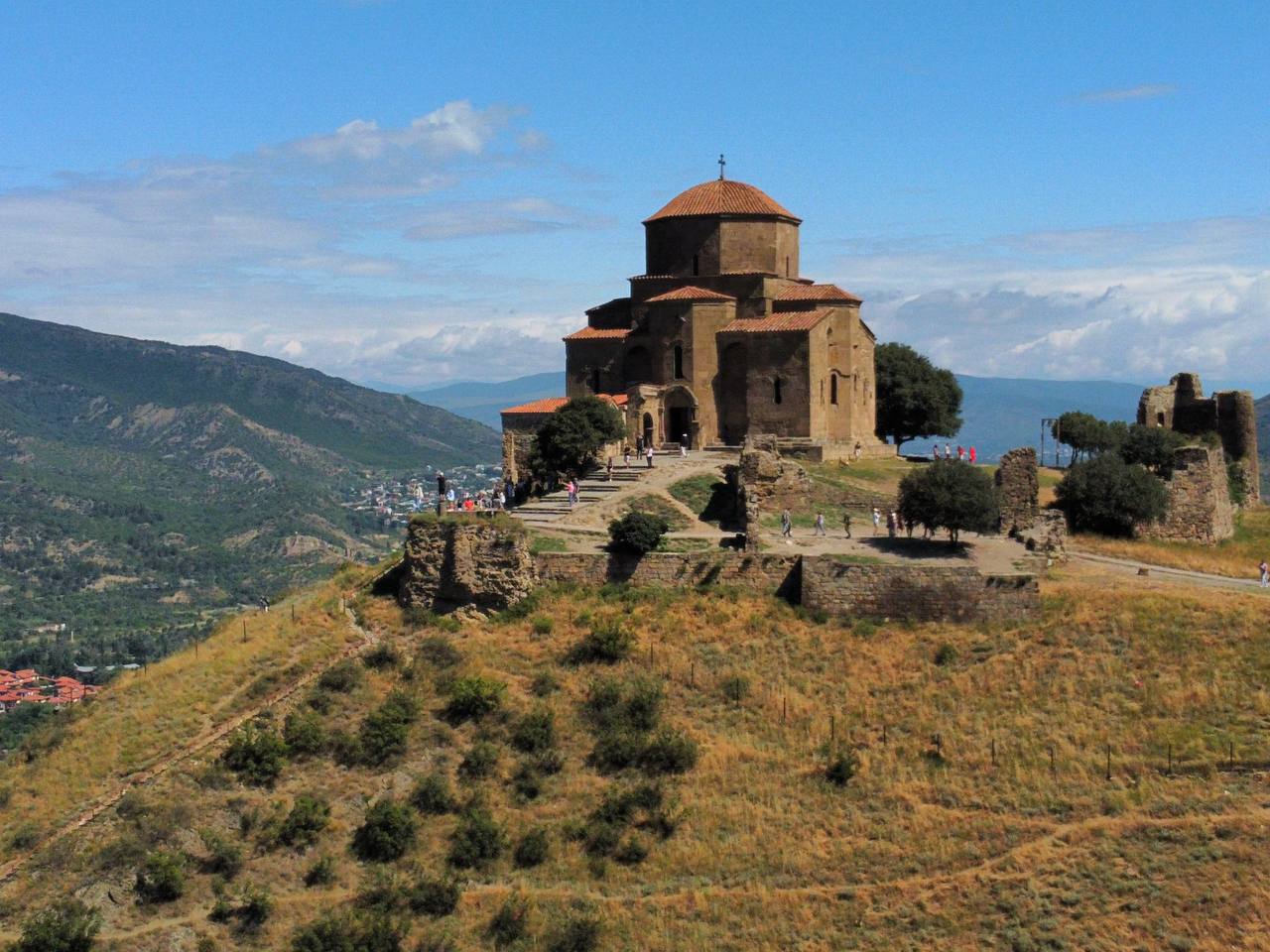 Грузия - веселый молодежный и комфортный тур (винодельни, мастер-класс, горы и море) (17/151)