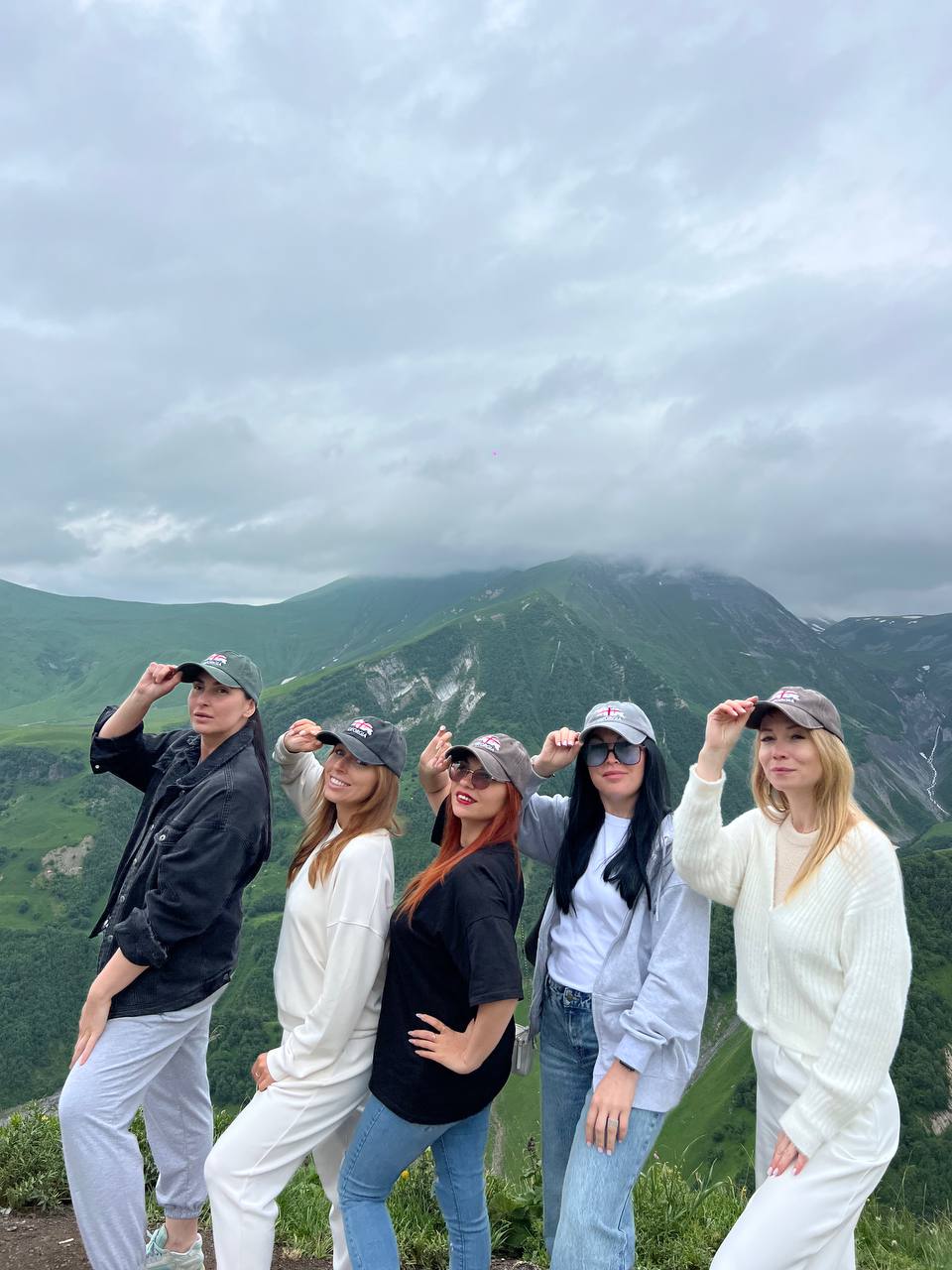 Грузия - веселый молодежный и комфортный тур (винодельни, мастер-класс, горы и море) (81/151)