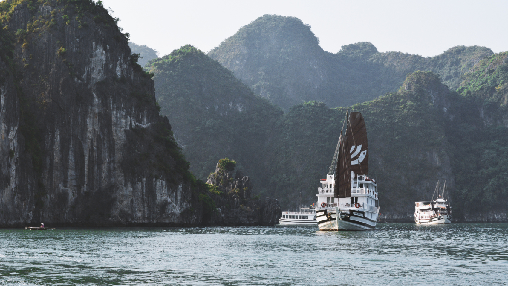 7-дневный тур по Вьетнаму в Ханой, залив Халонг, дельту Меконга и Хошимин (6/13)