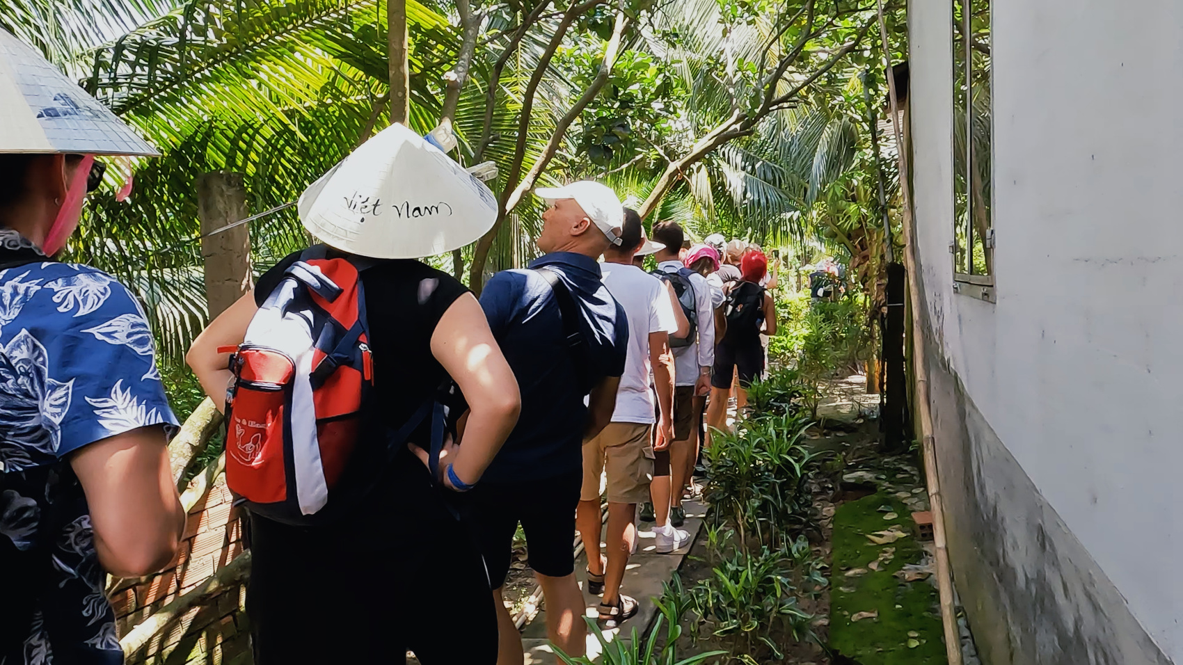 7-дневный тур по Вьетнаму в Ханой, залив Халонг, дельту Меконга и Хошимин (2/13)