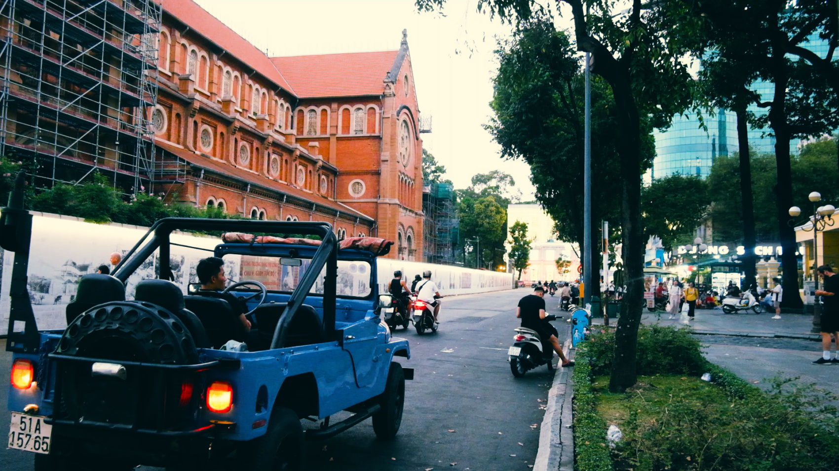 7-дневный тур по Вьетнаму в Ханой, залив Халонг, дельту Меконга и Хошимин (4/13)