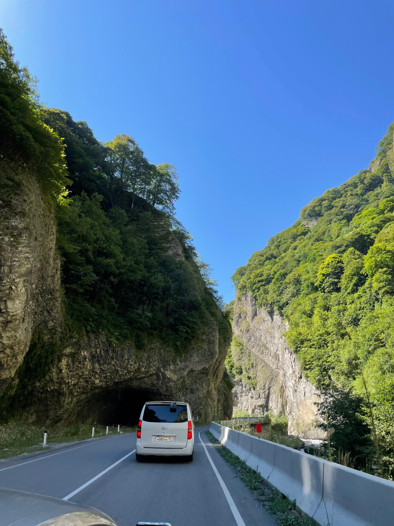 В Чечню и Осетию из Дагестана (2/8)