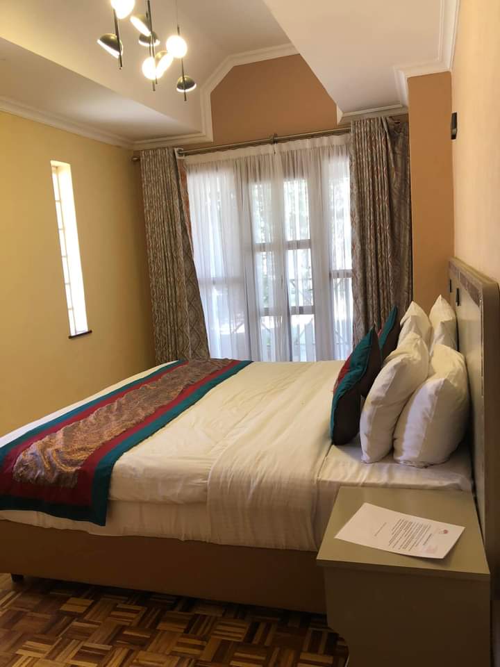 5-дневное сафари по Самбуру Накуру и Масаи Мара. (5/19)