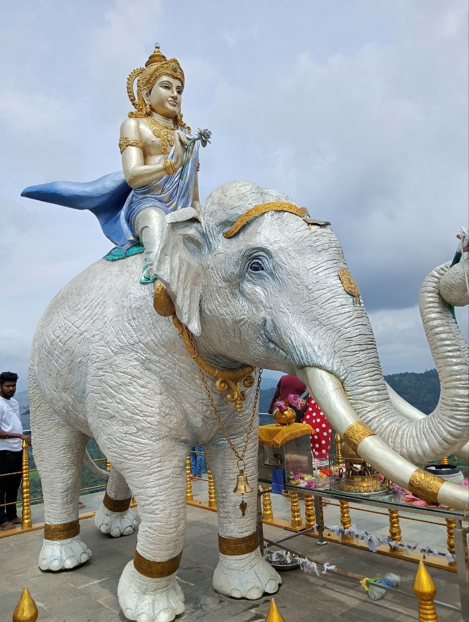 Шри-Ланка Non-Stop: Поезд, Пик, Форт, Серф, Слоны и Черепахи! (3/18)