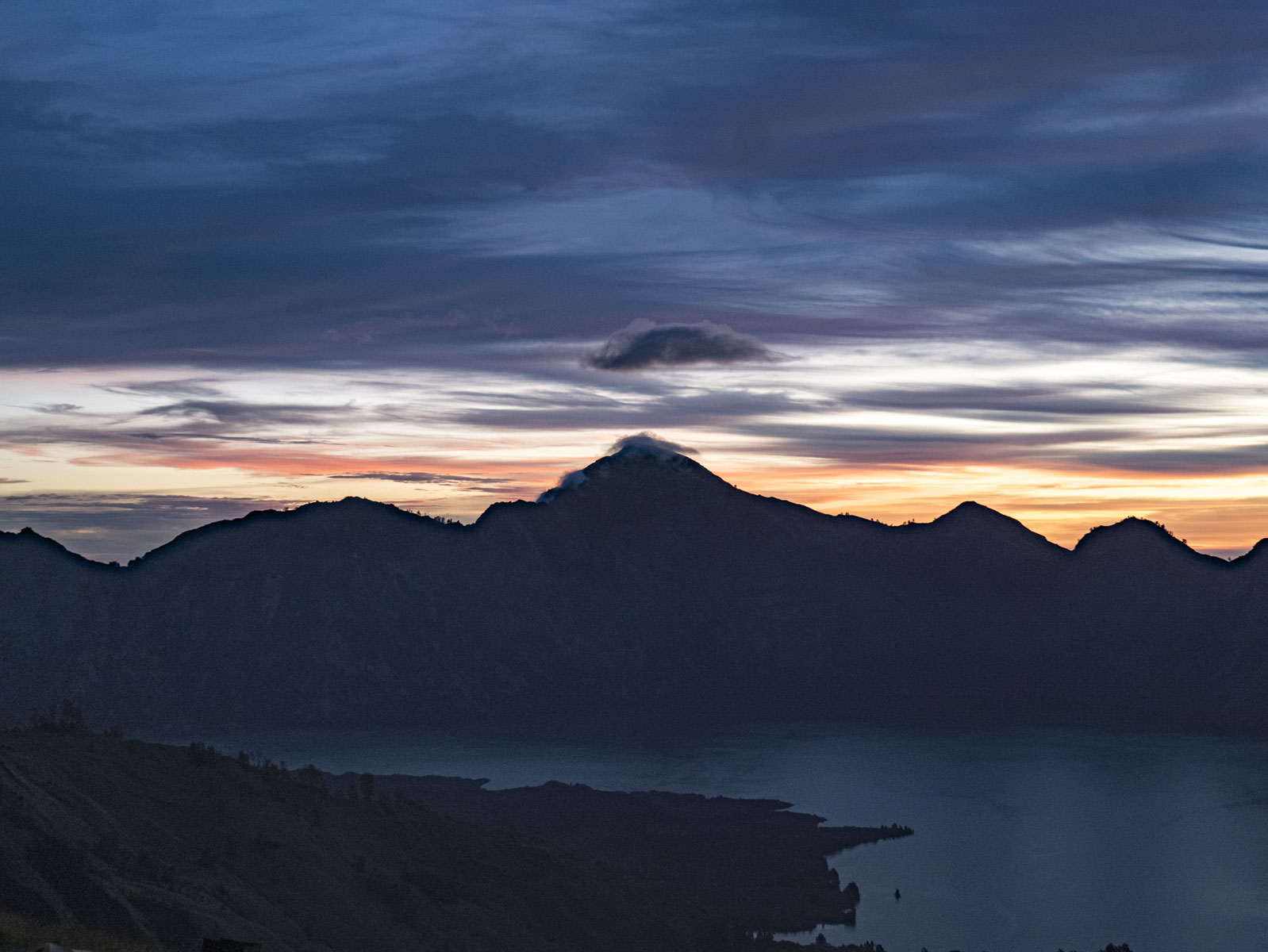 Восхождение на вулкан Риджани: Путешествие к небесам Ломбока (29/55)