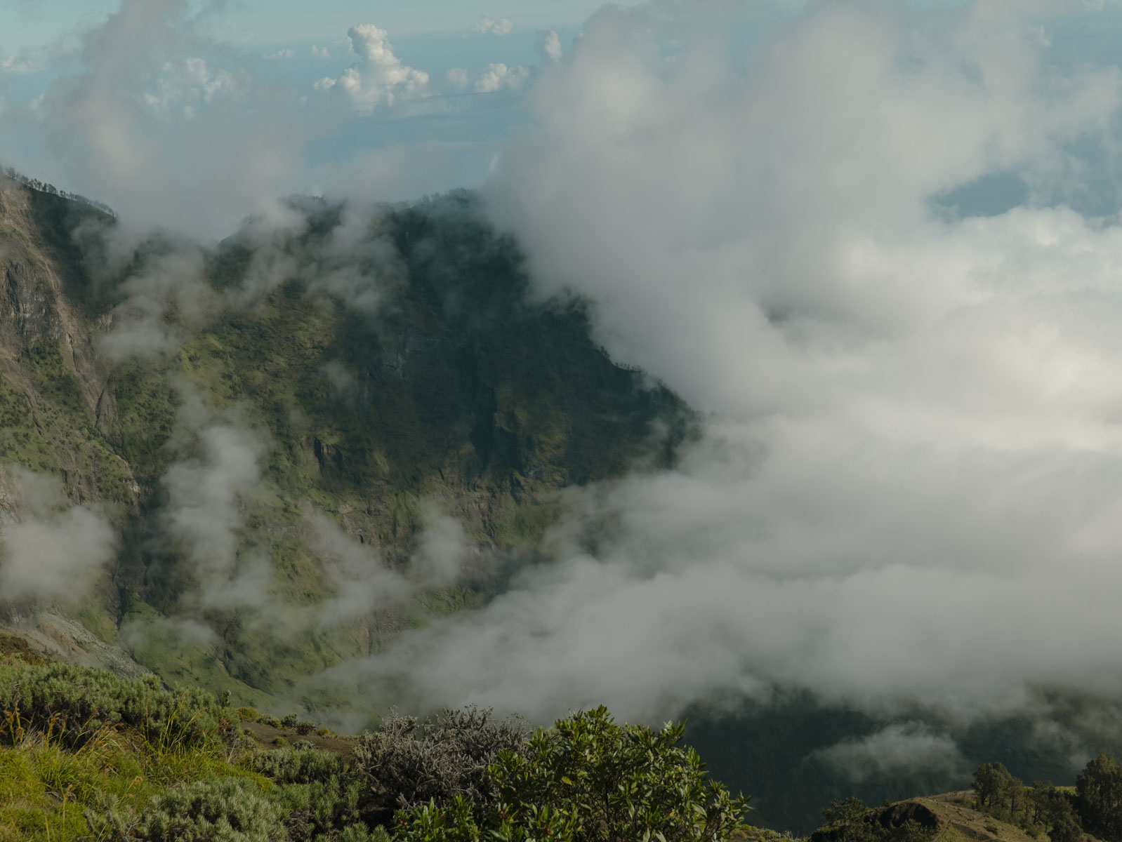 Восхождение на вулкан Риджани: Путешествие к небесам Ломбока (50/55)