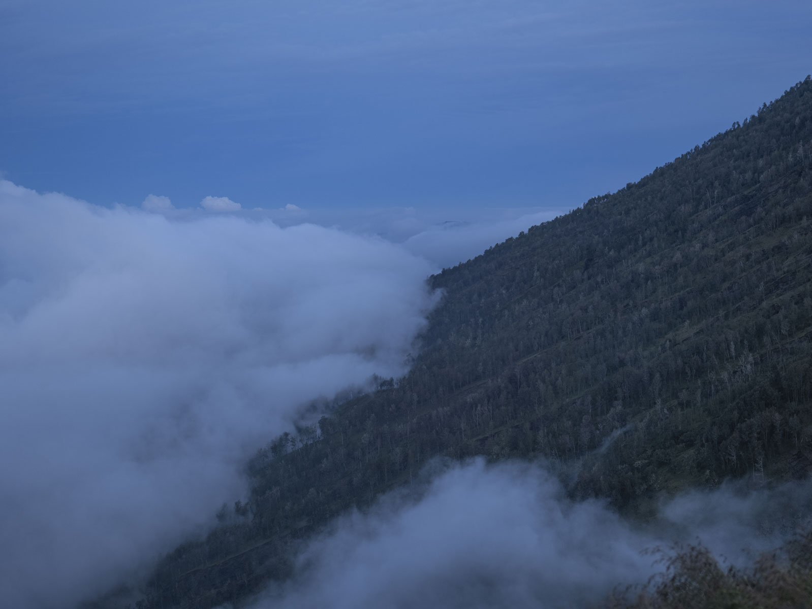 Восхождение на вулкан Риджани: Путешествие к небесам Ломбока (25/55)